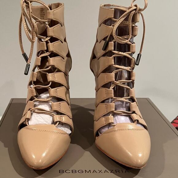 NEW BCBGMaxAzria Leather Bren Lace-Up Cage Almond Toe Bootie in Max Nude … NIB - Picture 3 of 15